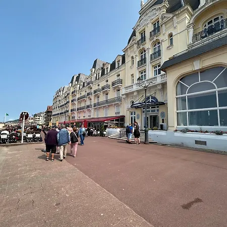 Apartment La Roseraie D'ingrid